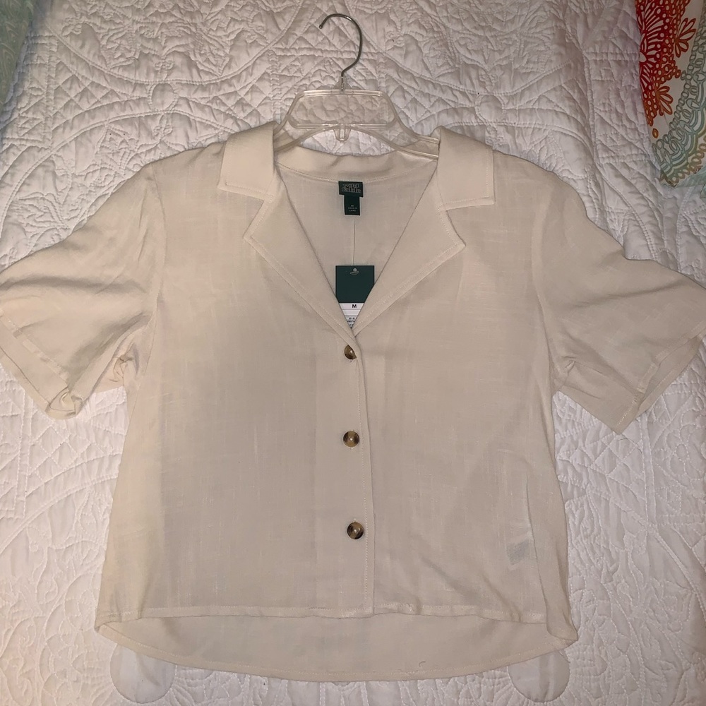 Cream, cropped button up